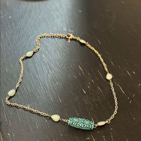 Gold and Turquoise Necklace - Picture 2 of 9